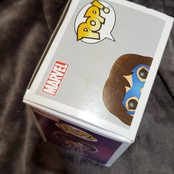 Funko Marvel Ms. Marvel "Kamala Khan" Pop #190 Walgreens Exclusive - Picture 7 of 9